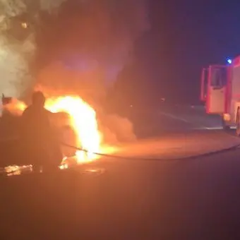 Catanzaro, rogo a bordo della vettura: salvo il conducente