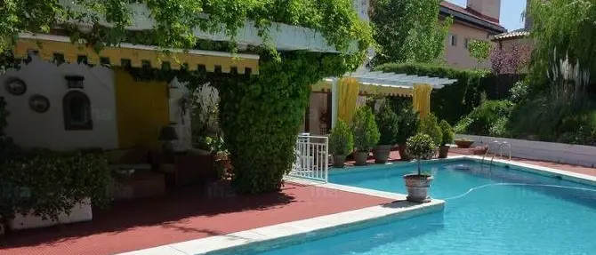 Abusivismo, sequestrata villa con piscina nel crotonese