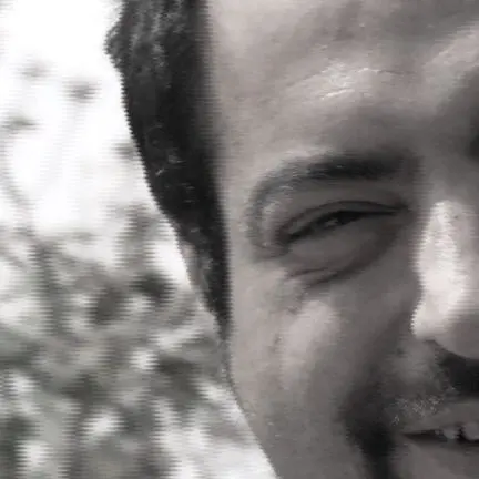 La storia di Angelo, l’ultimo libraio da strada di Vibo Valentia -VIDEO