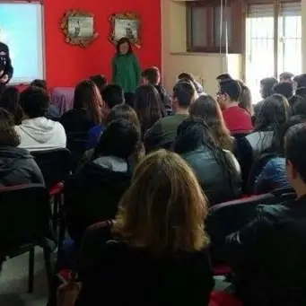 La legalità, Carabinieri e studenti di Roccabernarda a confronto