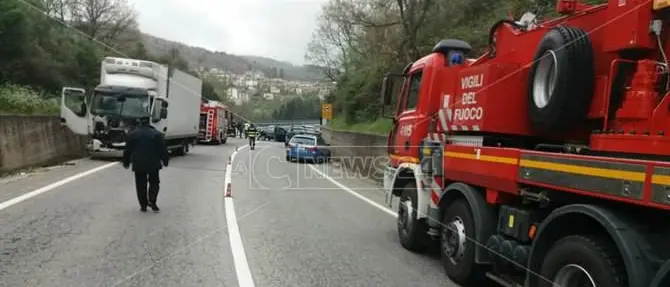 Fatale incidente a Celico: un morto (VIDEO)