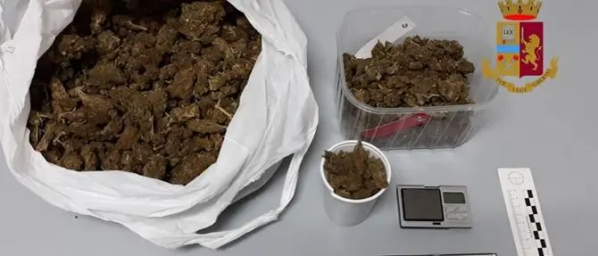 Un chilo di marijuana pronta per lo spaccio, due arresti a Corigliano-Rossano