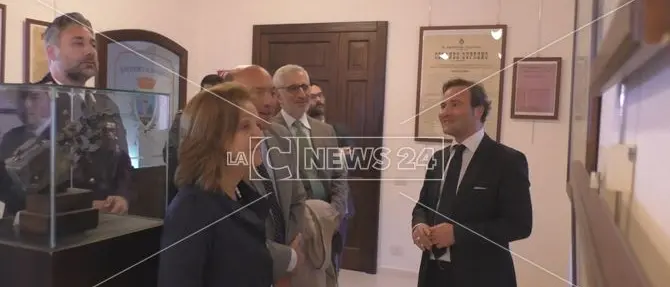 Manifesti dal passato, Crotone e la Prima Guerra Mondiale in mostra - VIDEO