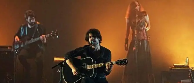 Alessandro Mannarino fa ballare il Politeama di Catanzaro