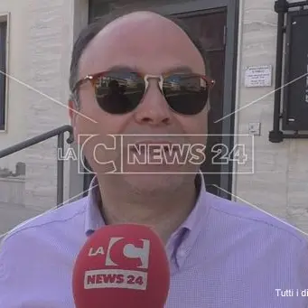 Caso Scandale: «Se ti candidi con Pingitore, ti bruciamo la macchina» - VIDEO