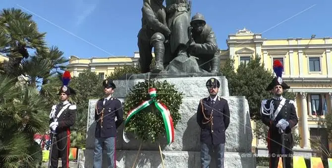 Catanzaro celebra la Liberazione con il partigiano Manente - VIDEO