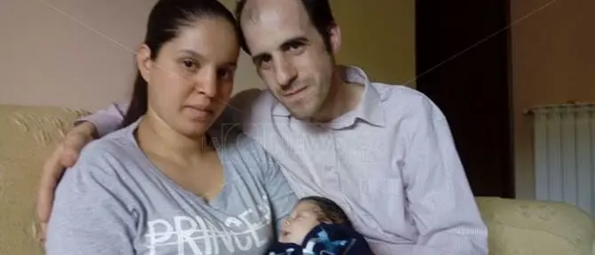 Il piccolo Pasquale è tornato a casa dopo l’operazione al cuore - VIDEO