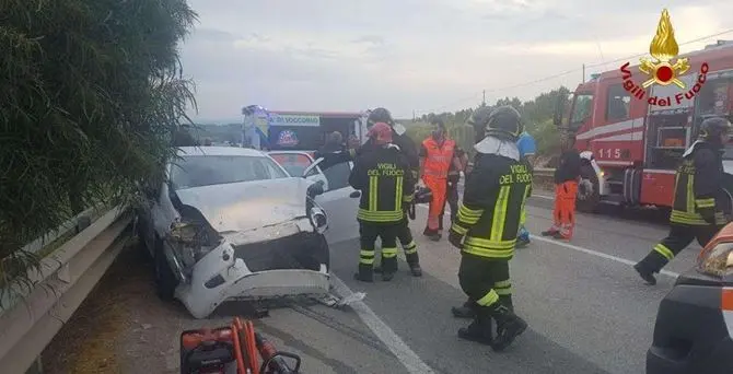 Ennesimo incidente sulla 106, un morto ad Isola Capo Rizzuto