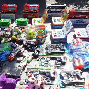 Crotone, blitz della Polizia locale contro i venditori ambulanti