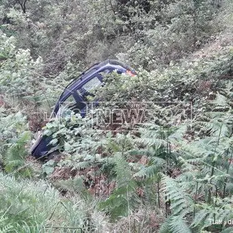 Esce fuori strada e fa un volo di 30 metri, un ferito nel Catanzarese