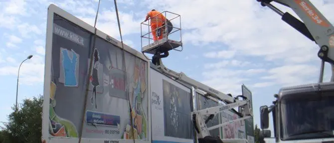 Catanzaro, impianti pubblicitari: mancati incassi per 800mila euro