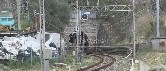 Tolti i sigilli alla galleria del Santomarco tra Cosenza e Paola