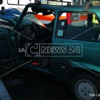 Simeri, ennesimo incidente sulla statale 106: un morto
