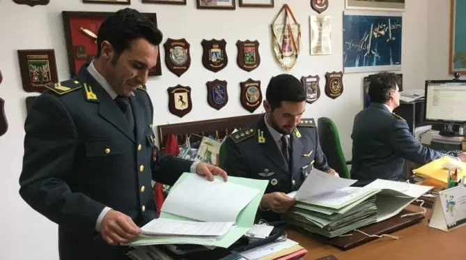 Nomina del sindaco di Acquaro a Calabria Verde, ecco tutte le accuse per i 6 indagati