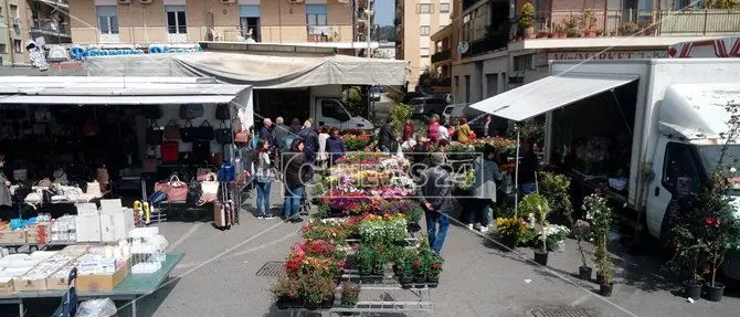 Catanzaro Lido, posticipato il trasferimento del mercato rionale