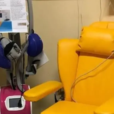 Tumori, una cuffia speciale per evitare la caduta dei capelli