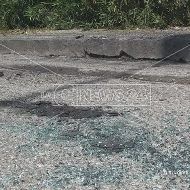 Auto incendiata al consigliere Cipparrone, indagini sui rapporti con Ecologia Oggi - VIDEO