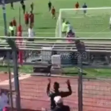 Il Roccella festeggia la permanenza in Serie D - VIDEO