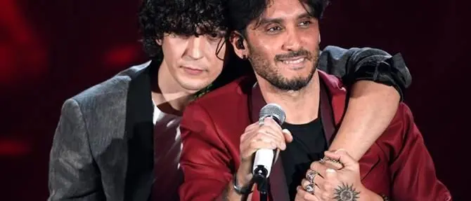 Il cantante di origini vibonesi Fabrizio Moro sul palco di Eurovision