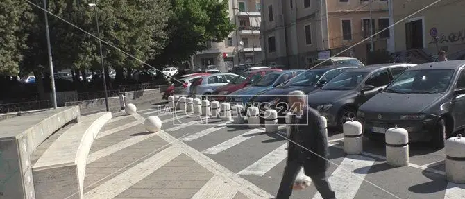 Catanzaro, strisce blu a San Leonardo: monta la polemica