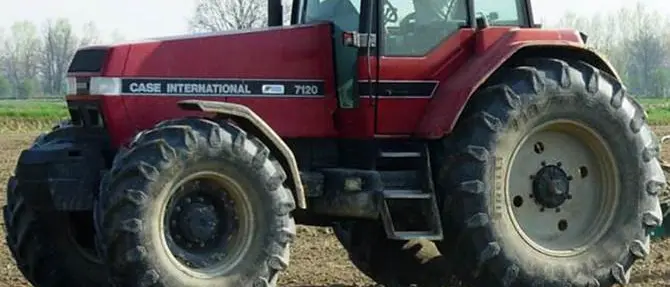 Trattore killer a Torano, muore un agricoltore