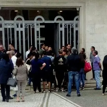 Reclamano i biglietti gratis della giostra, singolare protesta a Crotone