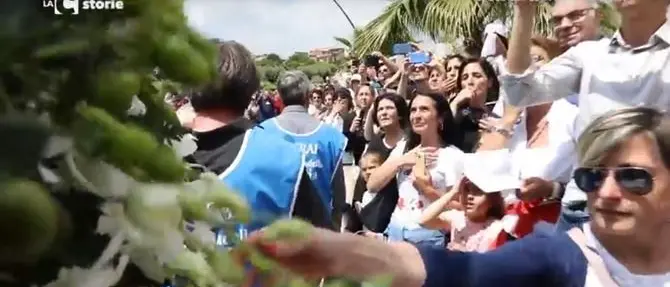 Da Natuzza nella giornata della mamma: LaC Storie racconta la devozione di un popolo