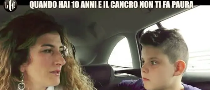 La terapia del sorriso, l'arma di Daniel per combattere il tumore - VIDEO