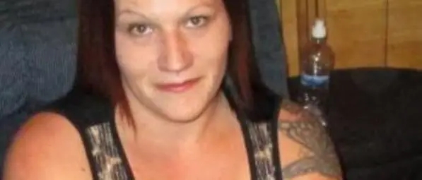 Uccide l'amante e lo cucina per offrirlo agli amici