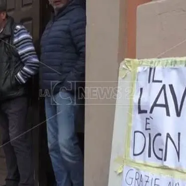 In disoccupazione forzata da 18 mesi: lavoratori in protesta - VIDEO