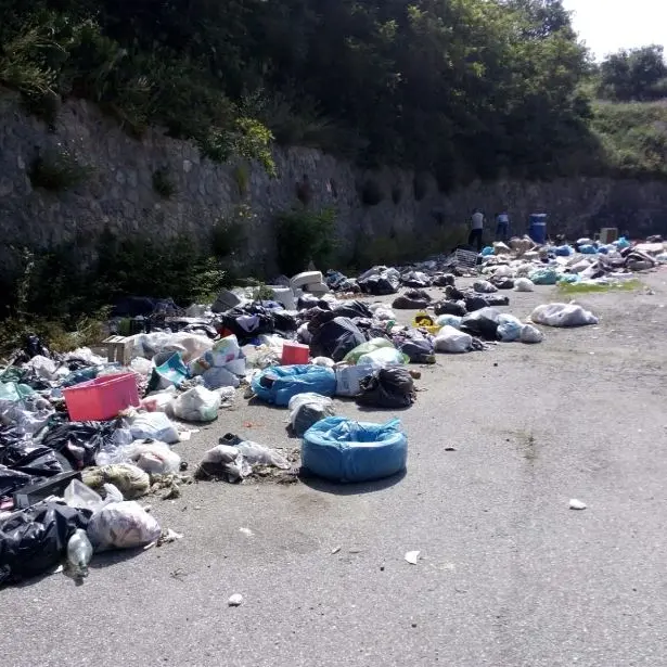 Discariche abusive, la Provincia di Catanzaro ne rimuove tre - VIDEO