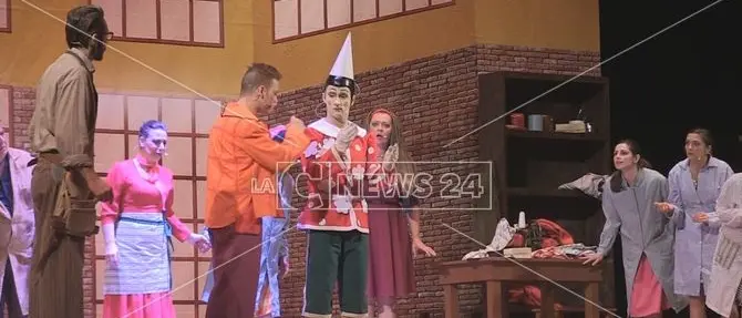 Pinocchio, il musical della Compagnia delle Alghe al Rendano di Cosenza - VIDEO