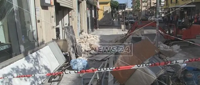 Esplosione a Cosenza, al vaglio le immagini delle telecamere