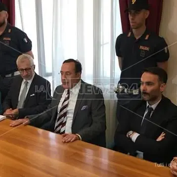 Ordinavano vino e cocaina, sei arresti a Crotone NOMI-FOTO