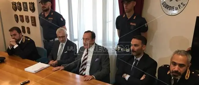 Ordinavano vino e cocaina, sei arresti a Crotone NOMI-FOTO