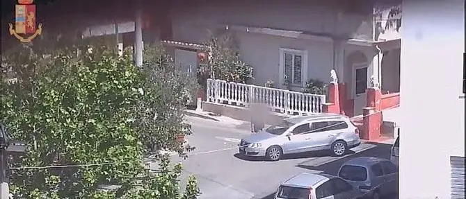 Sgominata rete di spaccio a Crotone, tra gli acquirenti anche professionisti