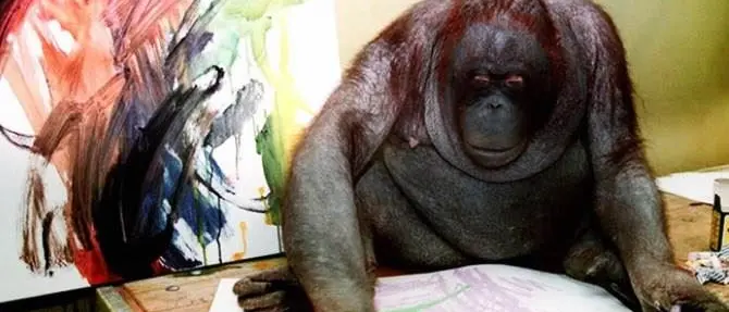 Morta Nonja, l’orangutan pittrice star del web
