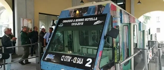 Catanzaro, la nuova funicolare un omaggio a Mimmo Rotella