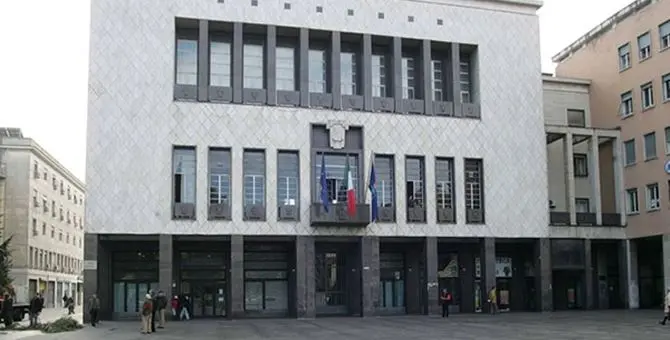 Palazzo dei Bruzi, la sospensione di Spataro apre nuovi spazi in giunta - VIDEO