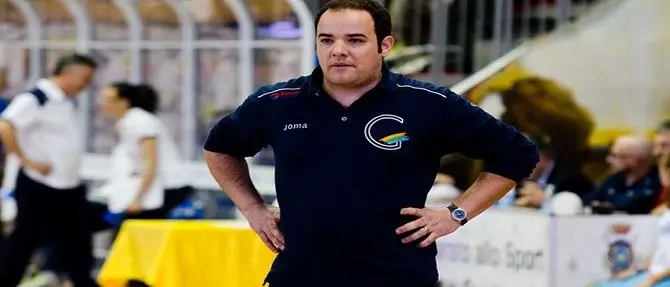 VOLLEY A2F | Soverato, cambio in panchina. Via Barbieri, arriva Napolitano