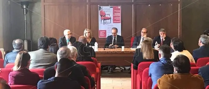 “Potere e Poteri” di Calabria nel libro di Attilio Sabato - VIDEO