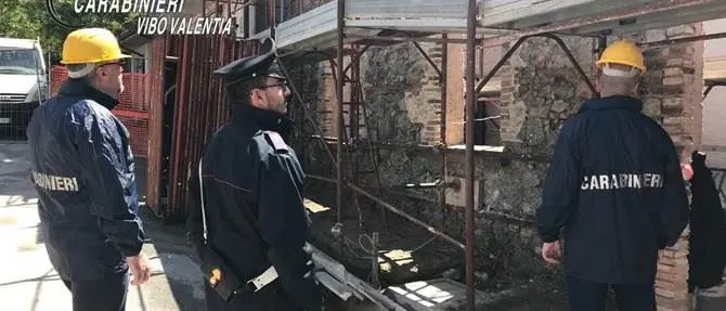 Controlli nel Vibonese: lavoratori in nero filmati senza permesso