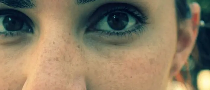 Scrive alla figlia uccisa da un tumore. «Oggi è il tuo compleanno e volevo dirti che…»