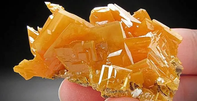 Wulfenite, ecco il minerale raro scoperto in Calabria