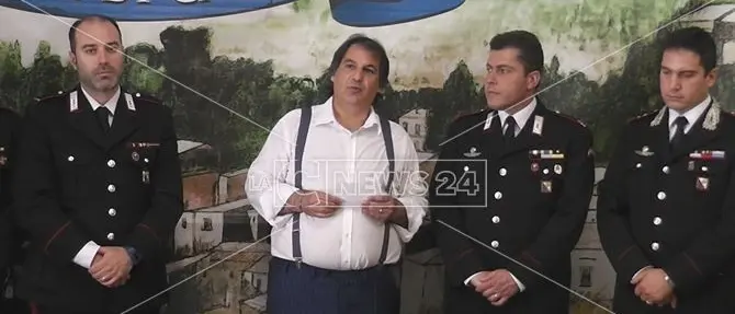 Arrestarono malfattori in fuga, encomio ai carabinieri di Carolei - VIDEO