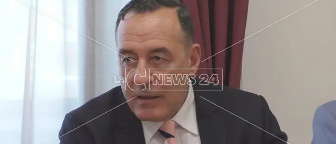 Crotone, i saluti del questore Sanfilippo: «Credo nel contatto cittadini-poliziotti» - VIDEO