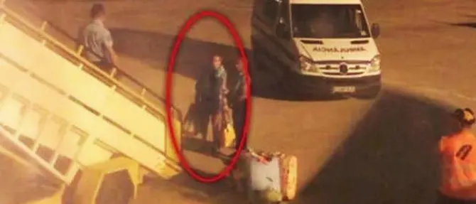 Il passeggero puzza troppo, aereo costretto ad atterraggio d’emergenza