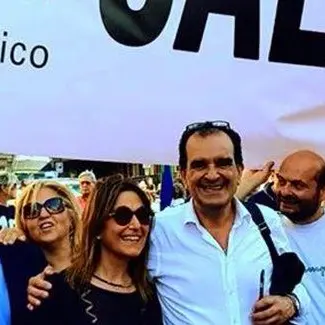 Pd calabrese ridotto ai minimi termini. Alla manifestazione di Roma solo 4 gatti