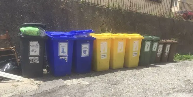 Nuove tasse sui rifiuti a Catanzaro: si pagherà anche l'occupazione del suolo -VIDEO