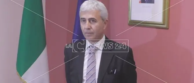 Crotone, s' insedia il neo questore Gambino: «La mia porta aperta a tutti» - VIDEO